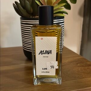 Lush Cosmetics Alina Fragrance 3.3 fl oz.